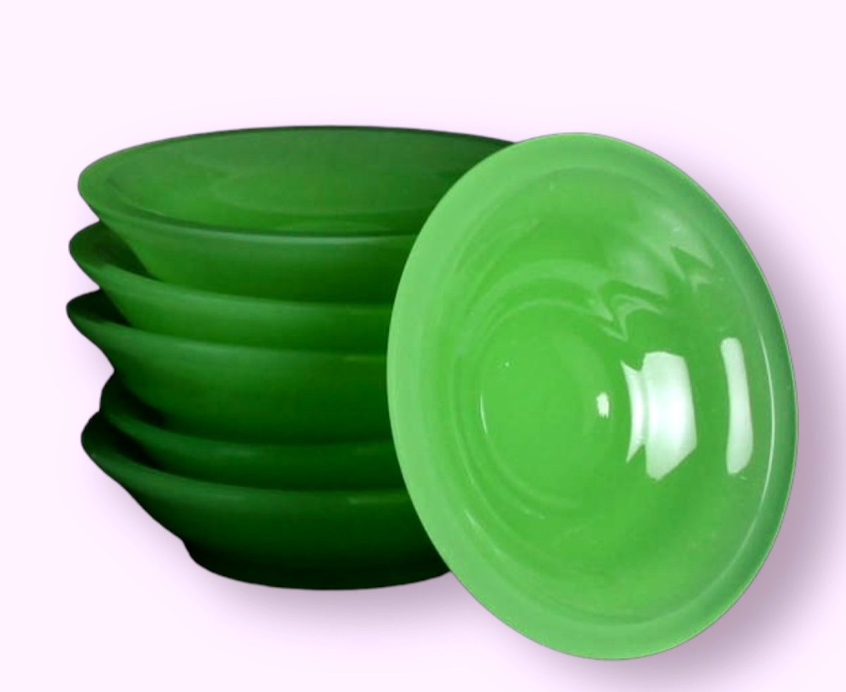 Set Di Piatti Piccoli In Vetro Opalino Di Murano Verde 6-photo-3