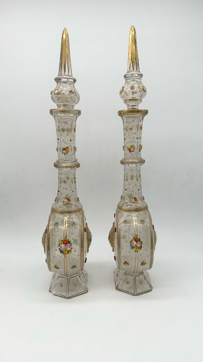 COPPIA DI DECANTER E TAPPI IN VETRO SMALTATO DI BOHEMIA Per il mercato mediorientale, XIX -photo-2
