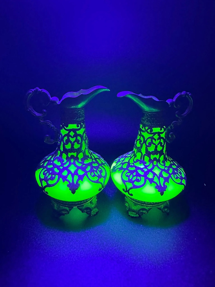 Coppia di brocche in vetro opalino, Palais Royal. Napoleone III-photo-2