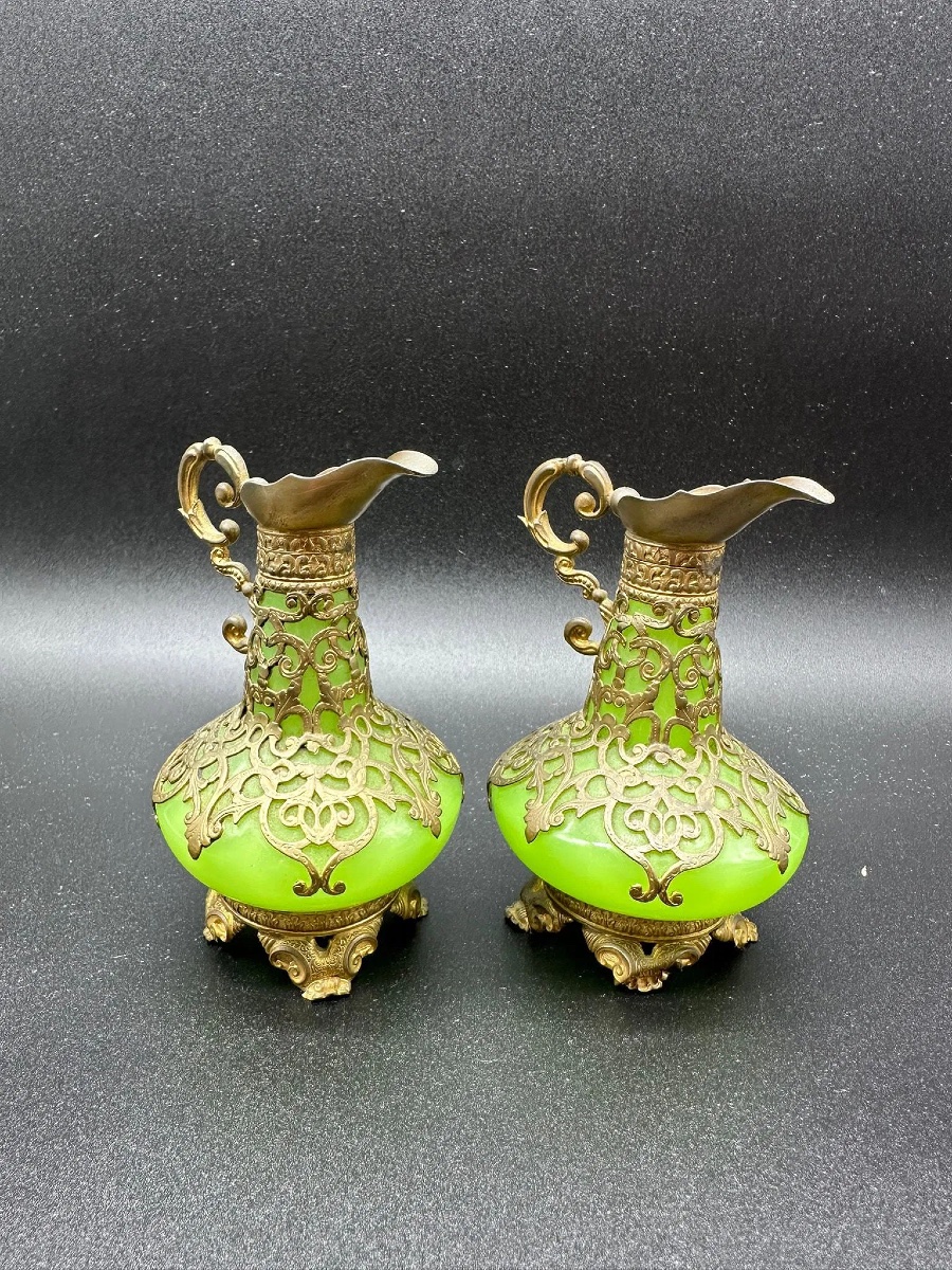 Coppia di brocche in vetro opalino, Palais Royal. Napoleone III-photo-4