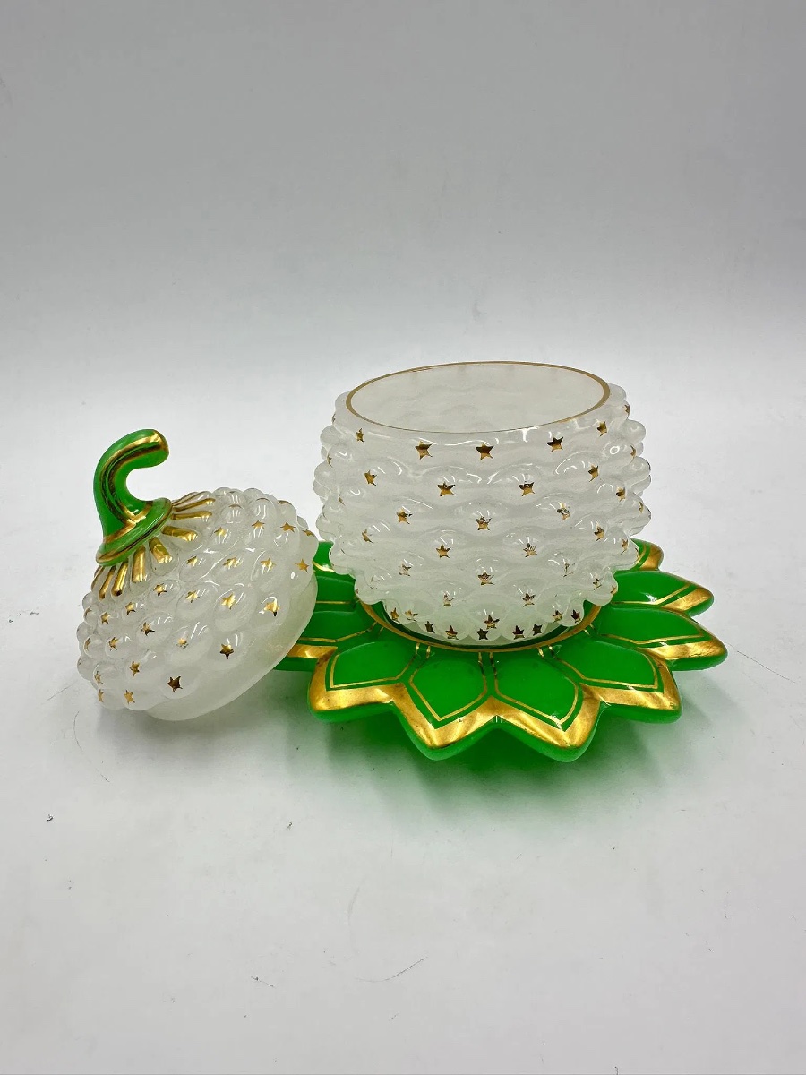 Zuccheriera e coperchio in opalina di Baccarat a forma di ananas «Pâte de riz», 1845-1865 #2-photo-3