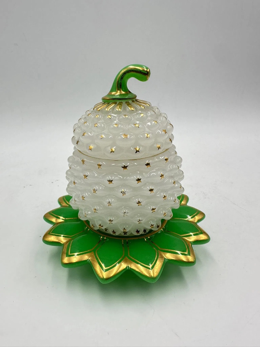 Zuccheriera e coperchio in opalina di Baccarat a forma di ananas «Pâte de riz», 1845-1865 #2