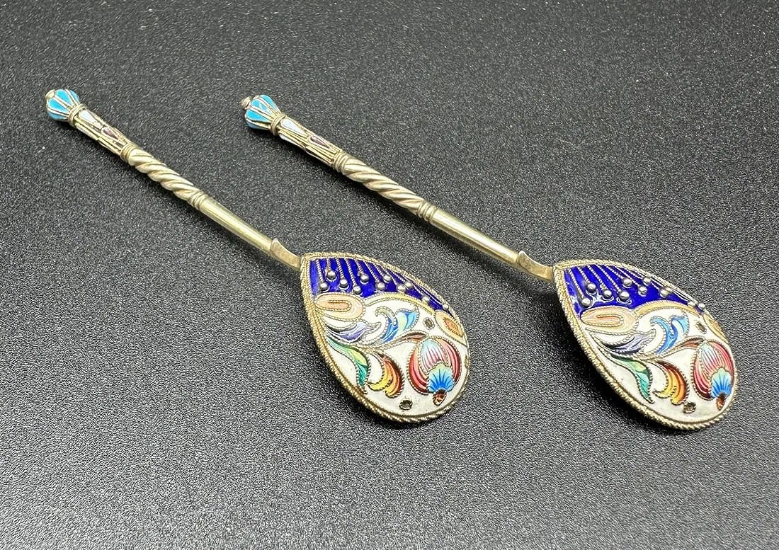 Coppia di cucchiai imperiali russi in argento smaltato, XIX secolo-photo-2