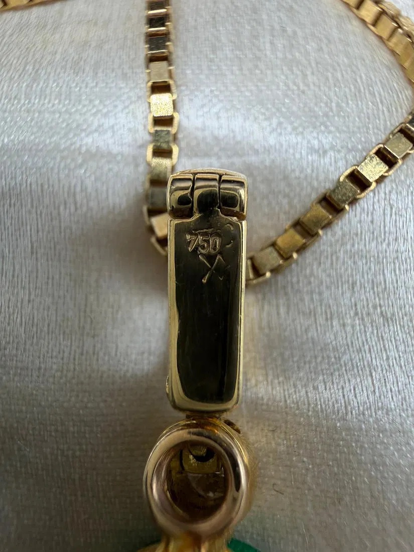 Ciondolo con perla nera e smeraldi in oro 18 carati con catena in oro-photo-4