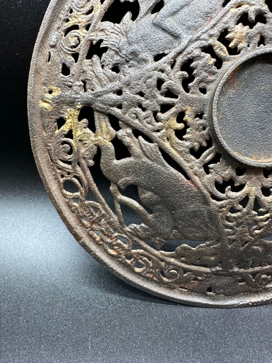 VASSOIO FORATO IN GHISA RUSSA VERNICIATA, XIX -photo-2