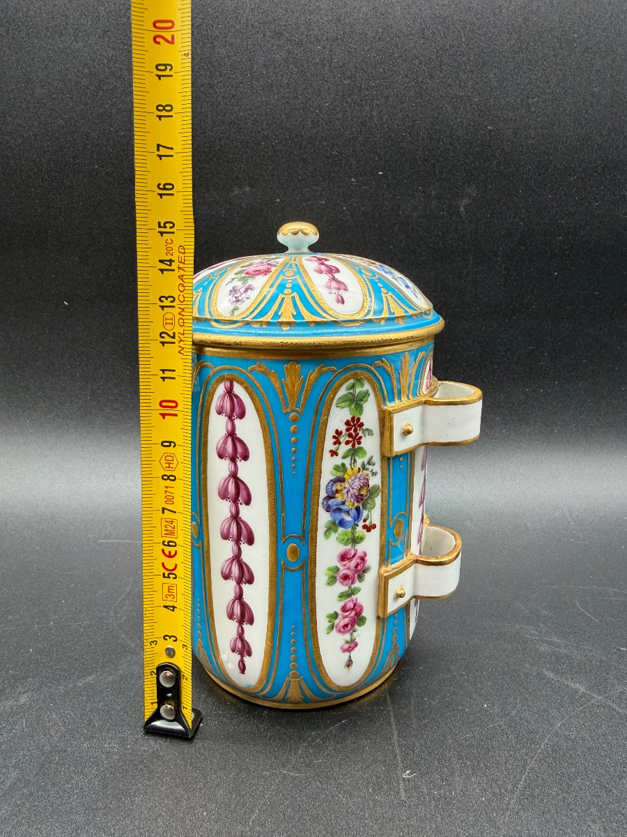 Barattolo per tabacco con coperchio, fondo blu celeste, Sèvres, 1768 circa-photo-2