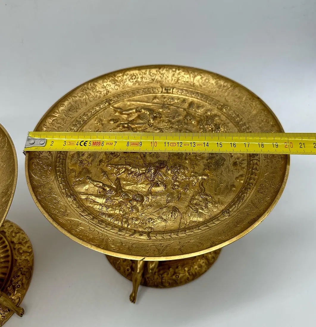 XIX secolo Coppia di tazze in bronzo dorato in stile gotico-photo-2