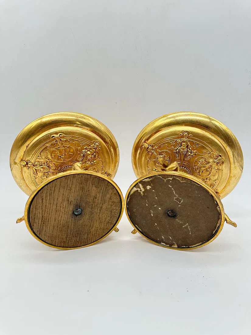 XIX secolo Coppia di tazze in bronzo dorato in stile gotico-photo-4