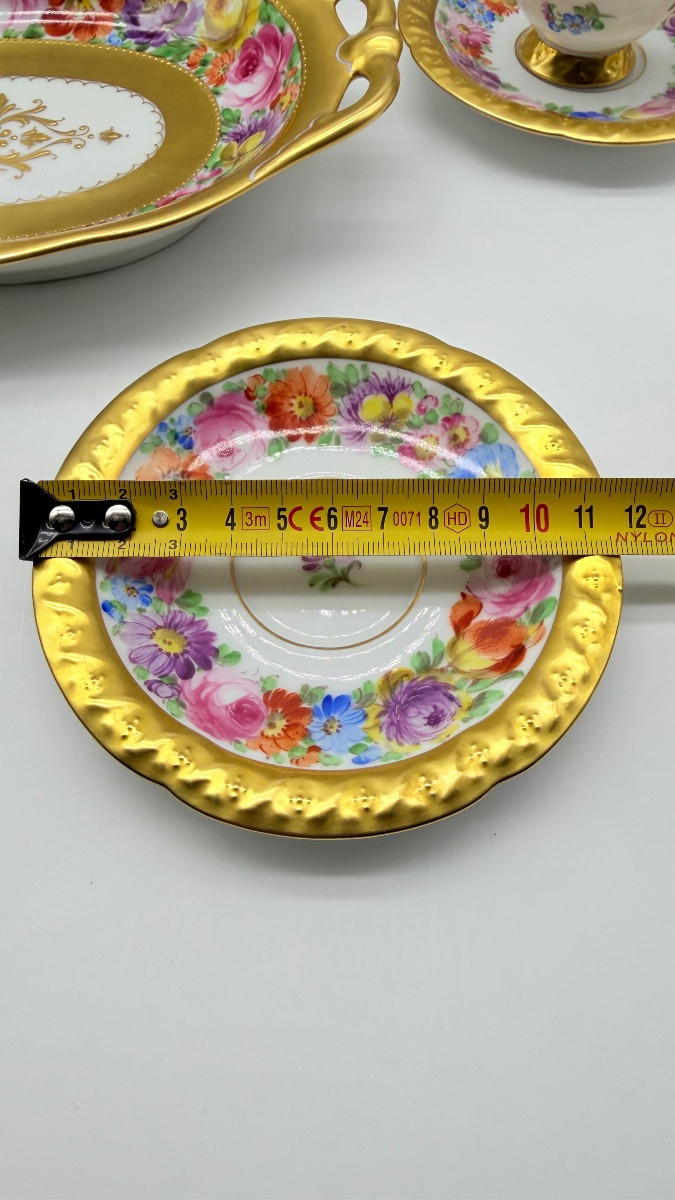 Servizio da caffè per 6 persone, porcellana di Dresda con decorazioni floreali e dorature.-photo-2