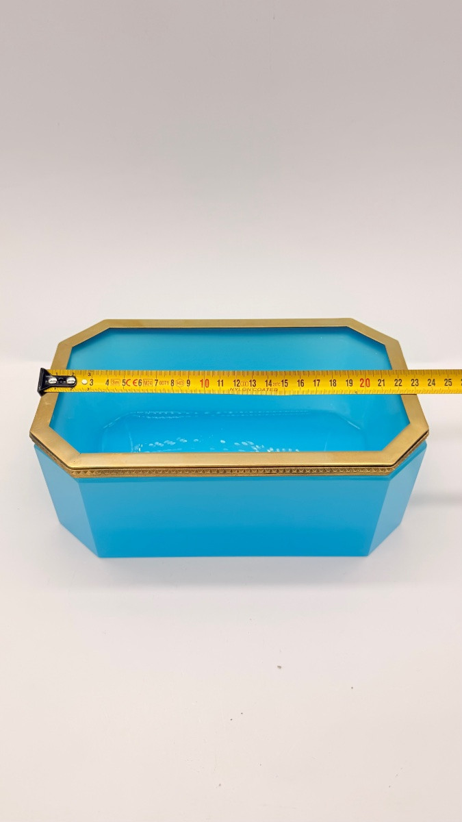 Vaso da giardino ottagonale in stile Art Déco in opalina blu francese, con struttura in metallo-photo-3