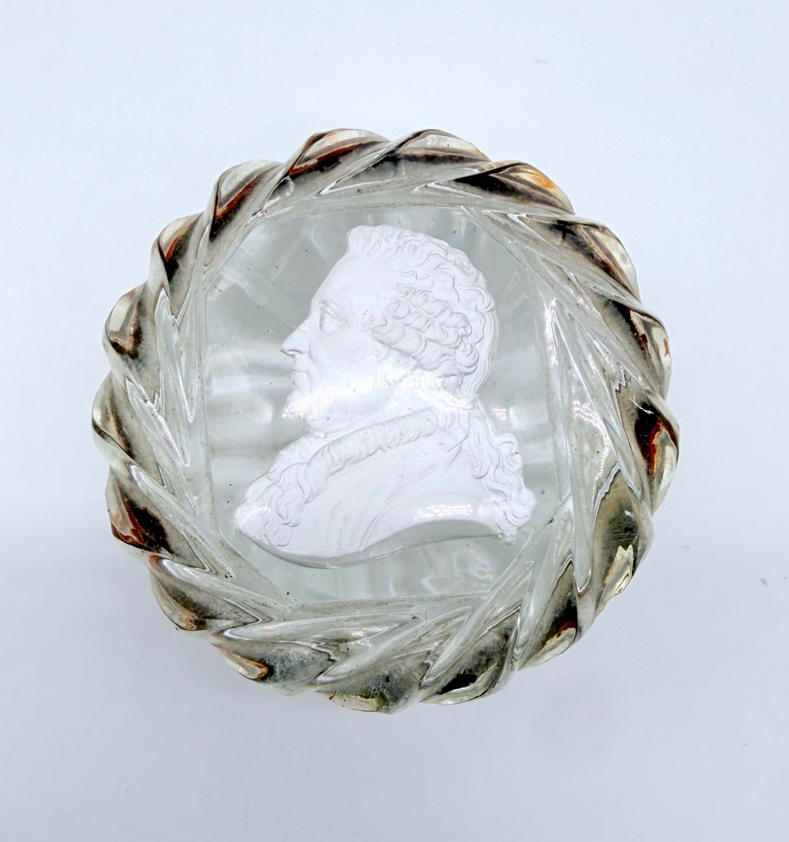 Baccarat cristallo scatola raffigura De Beaumarchais,Époque Charles X
