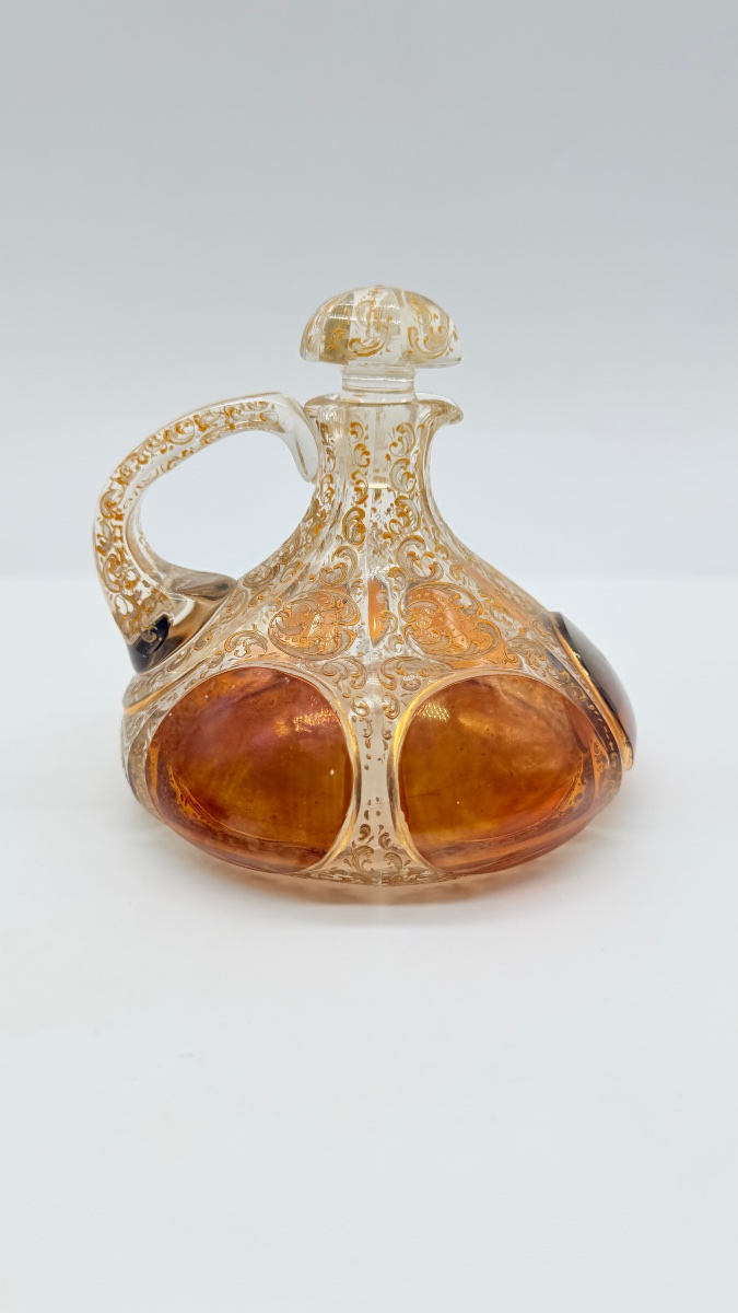 Coppia di brocche in vetro Moser con design a cabochon, XIX secolo-photo-4