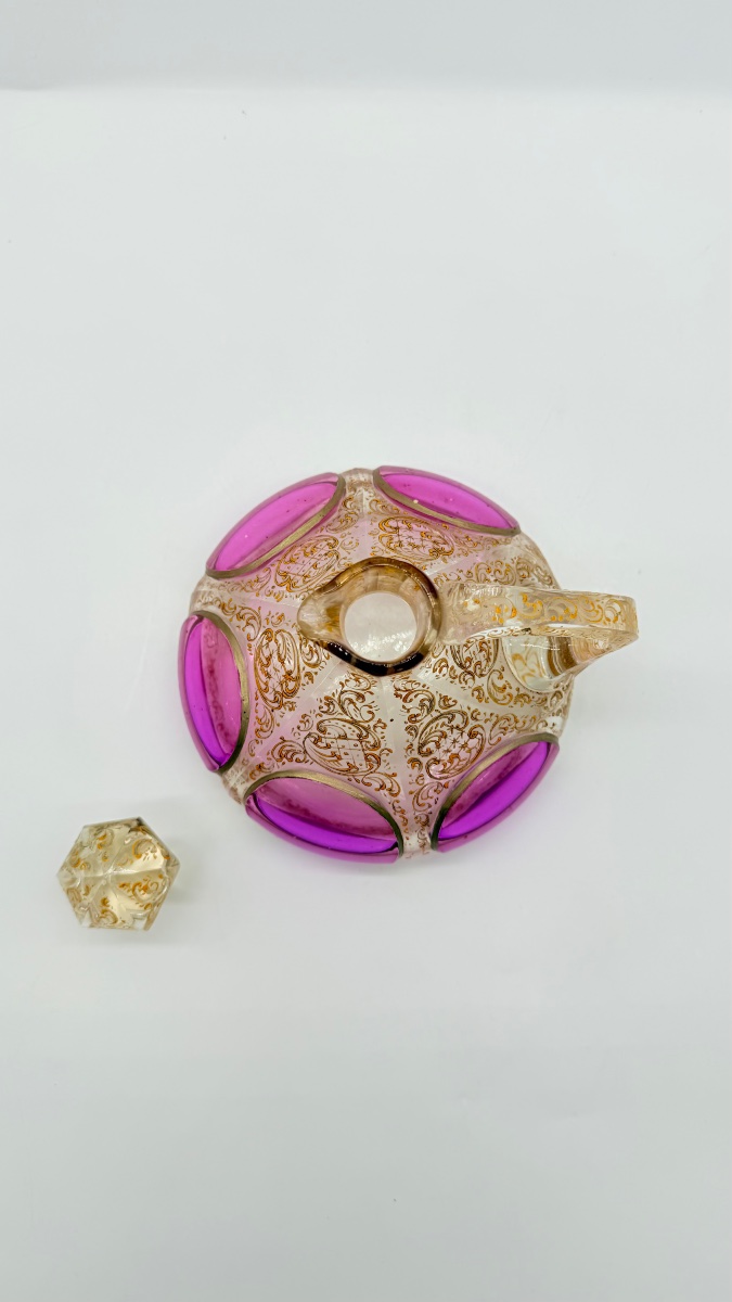 Coppia di brocche in vetro Moser con design a cabochon, XIX secolo-photo-3