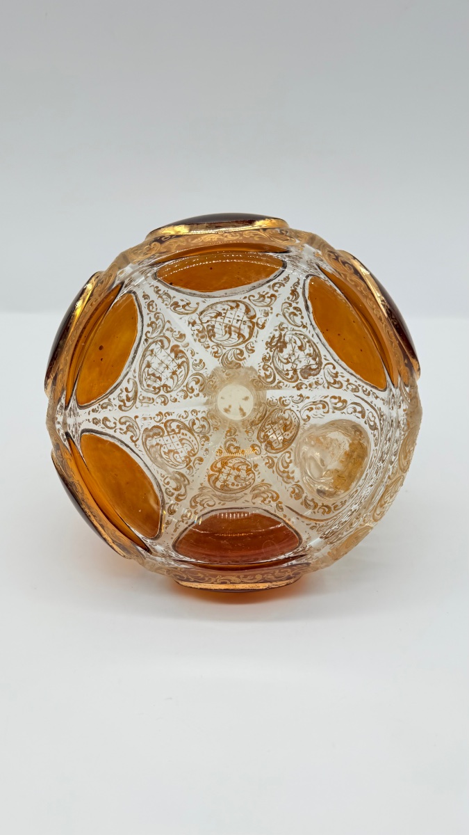 Coppia di brocche in vetro Moser con design a cabochon, XIX secolo-photo-5