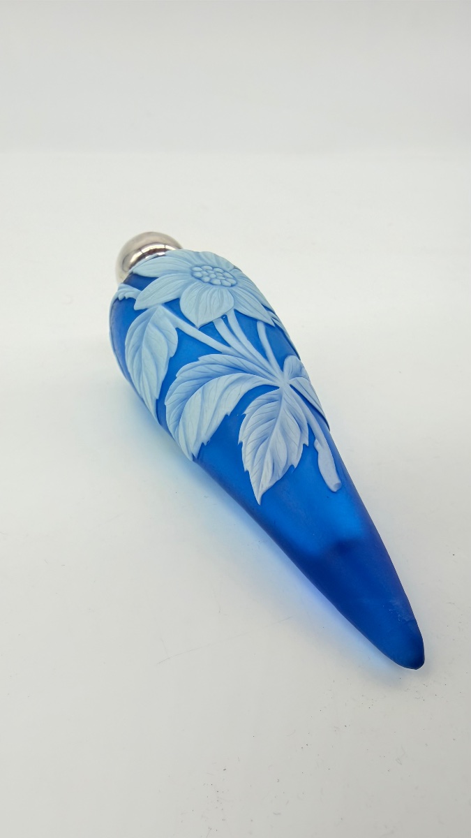 Flacone da profumo in vetro cammeo di Stourbridge, Thomas Webb-photo-4