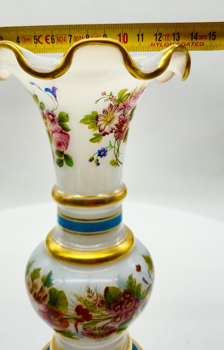 Coppia di vasi floreali in opalino, attribuiti a Jean François Robert per Baccarat-photo-4