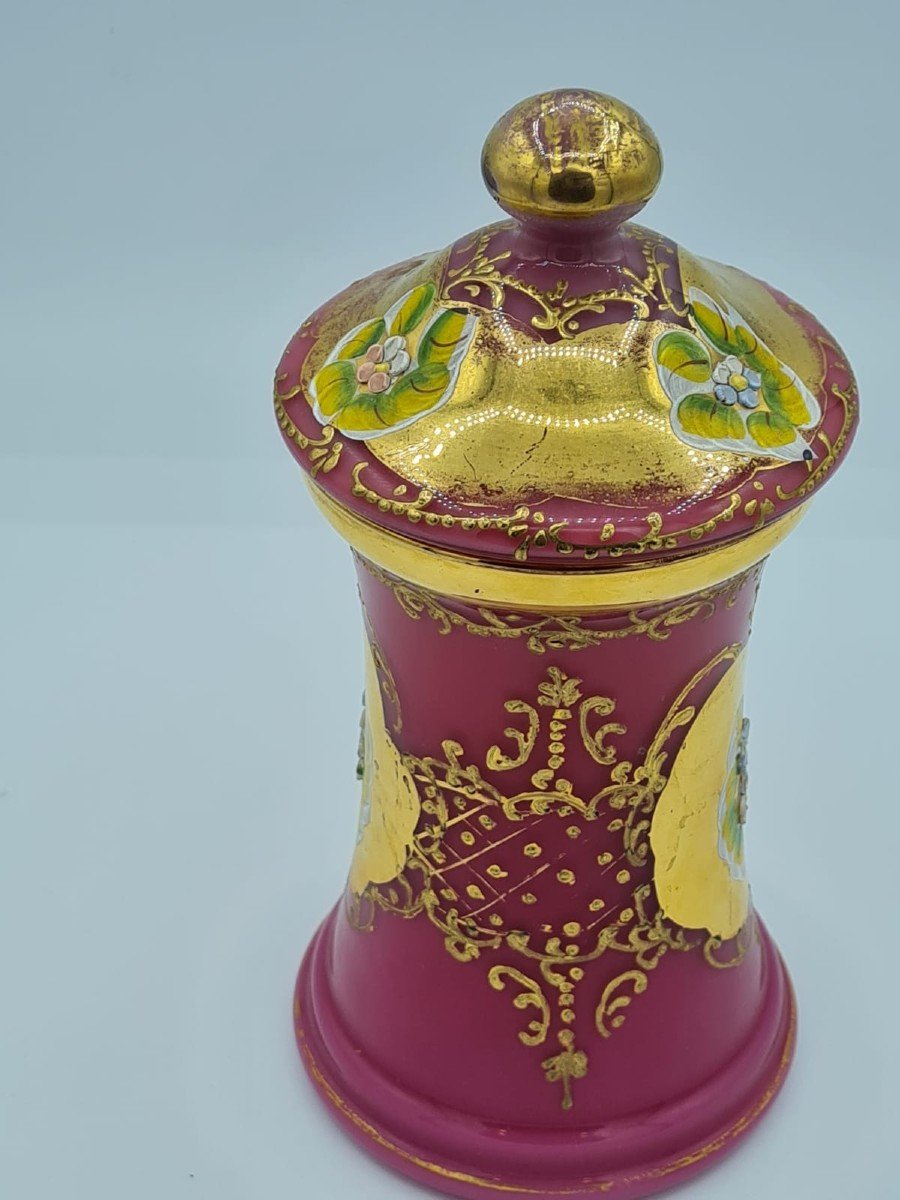 Vase Ancien En Verre Opalin-photo-1