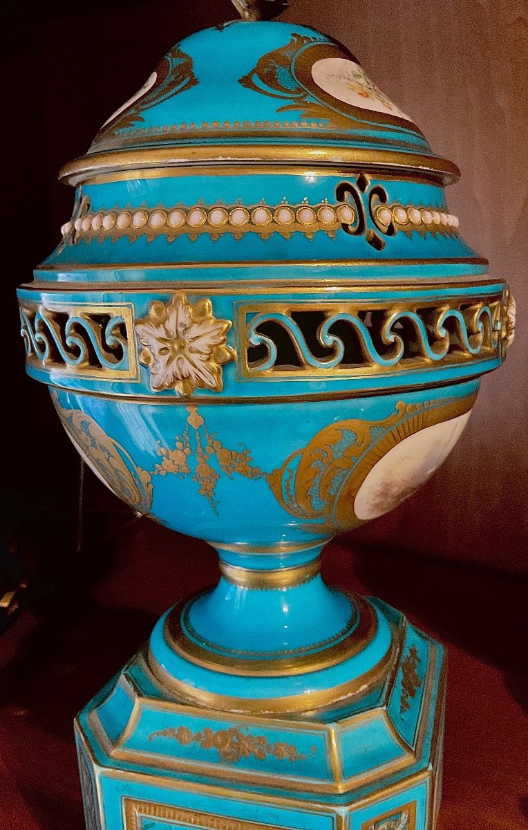 Pot-pourri Bleu Céleste En Porcelaine De Sèvres, Grand Ornement Réticulé, Peint-photo-1