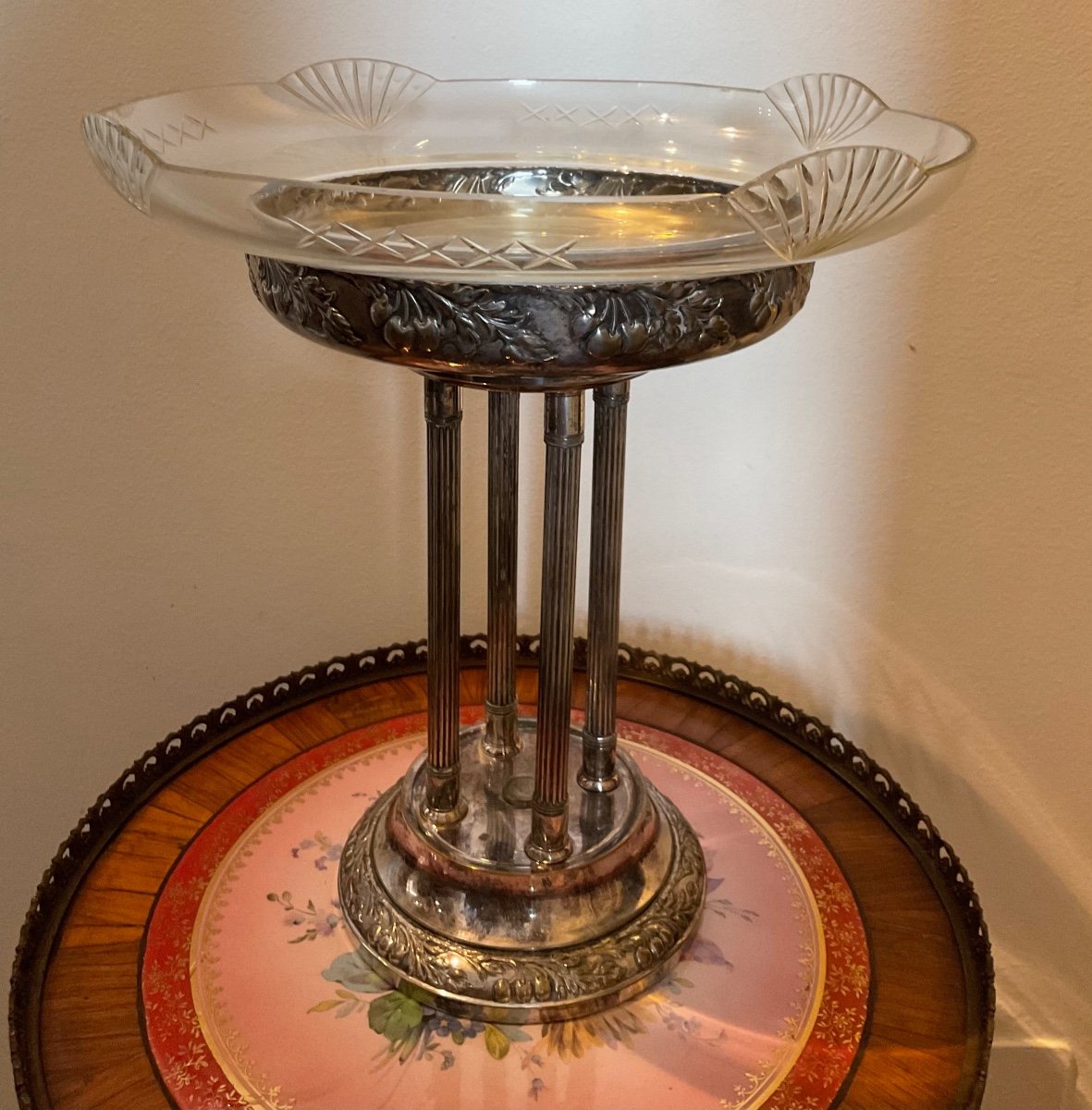 Centre De Table Ancien En Métal Argenté Avec Bol En Verre