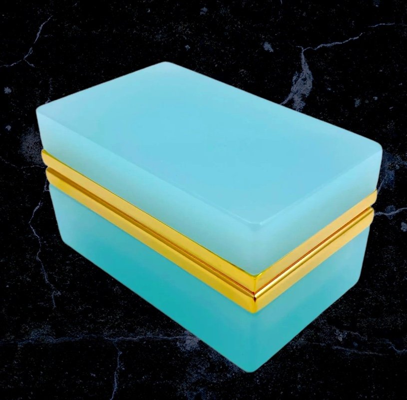 Boîte De Coffret Rectangulaire Antique En Verre Opaline Bleu Pâle De Murano Avec Dore-photo-1