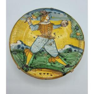 Antico piatto in ceramica Montelupo 16secolo