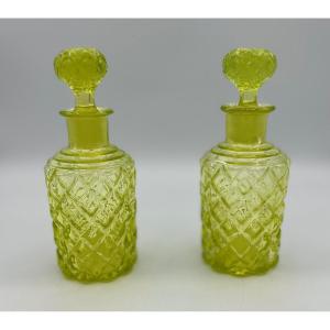 XIX secolo Coppia bottiglie di profumo in vetro Baccarat Ouraline.