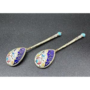 Coppia di cucchiai imperiali russi in argento smaltato, XIX secolo