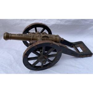 Miniature Cannon 