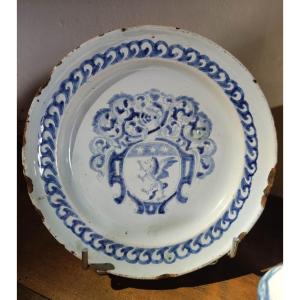 Plate With The Coat Of Arms Of St. John Of The Desert, 17th Century