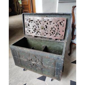 17th Century "corsair" Safe