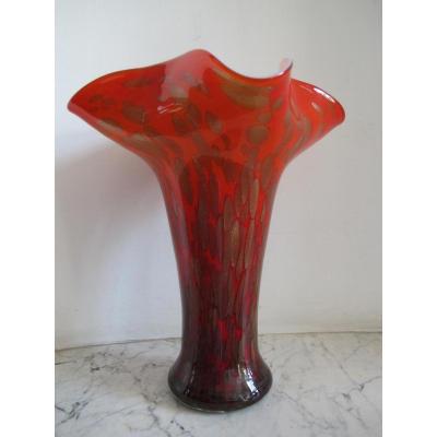 Large Vase. Signed Schneider.