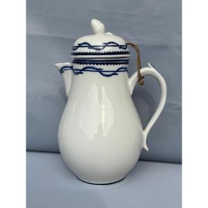 Tournai Porcelain Jug, Early 19th Century 