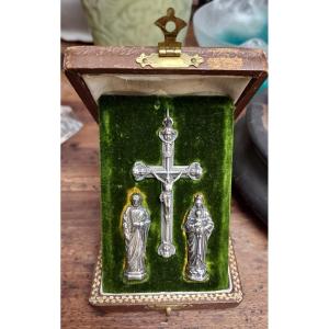 Rare And Beautiful Set Of The Holy Family And Crucifix In Silver