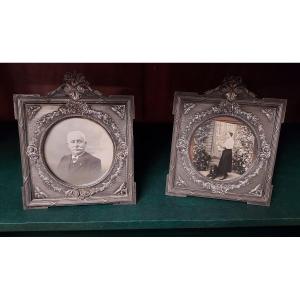 Paire De Cadres En Bronze Argenté 