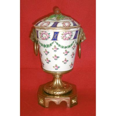 Sèvres Covered Pot