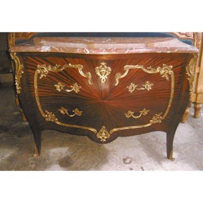 Louis XV Galbée Commode