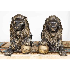 Rare Pair Of Patinated And Gilded Bronze Lions – 19th Century