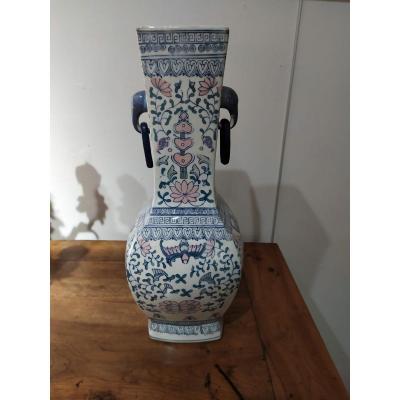 Chinese Vase 