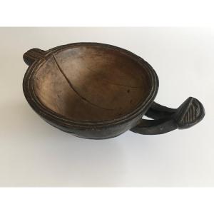 Wooden Bowl, Cameroon, Bamoun Tribe. 19th Century.