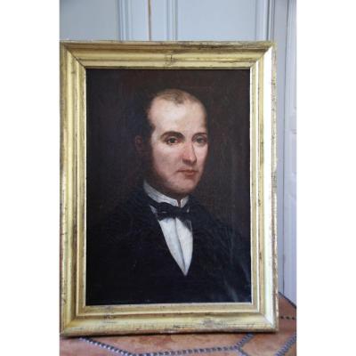 1) Portrait D’un Homme En Habit. Huile Sur Toile D’époque 19ème.