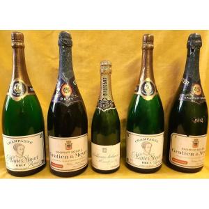 Pub Déco Bar 5 Bottles Champagne Factice 2 Marie Stuart 2 Gratien Meyer1 Billecart Salmon