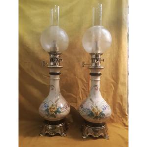 Pair Of Large Oil Lamps With Moderators, Painted Porcelain, Bouquet Design, Napoleon III Period (1851-1870)