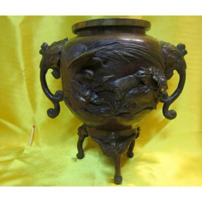 Vase Bronze Tripod Chimera Imperial Japan Meiji 19th
