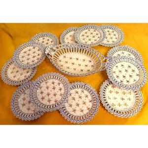 Openwork Porcelain Bannette Dessert Service 12 Painted Plates St Lxvi Rose Buds