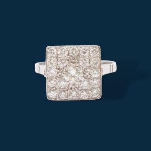 White Gold And Diamond Ring With Sparkling Square