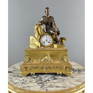 Empire Period Clock In Gilt And Patinated Bronze, Early 19th Century