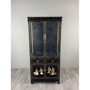 Black Lacquered Chinese Display Case With Figures, 20th Century