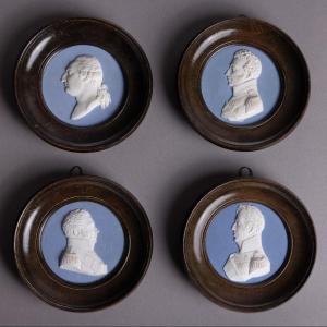 Manufacture De Sèvres For The Duke Of Doudeauville - Set Of 4 Biscuit Medallions