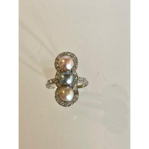 Trilogy Ring Adorned With Three Colored Pearls
