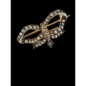 Knot Brooch In Gold, Silver And Diamonds